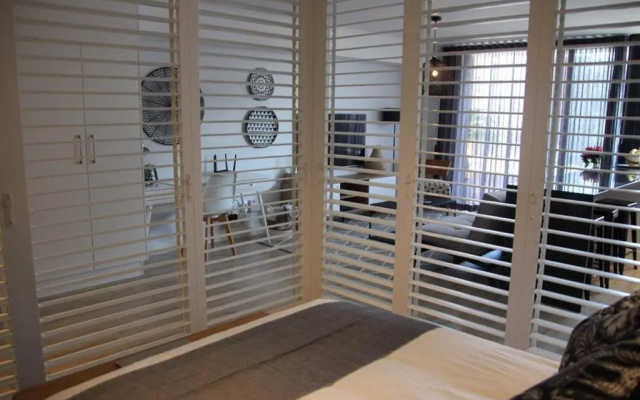 Mondaine Central Luxurious Spacious And Trendy
