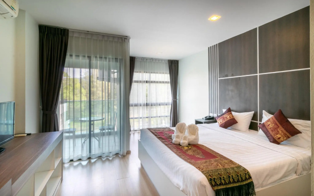 Golden Manora Hotel Bangtao Beach