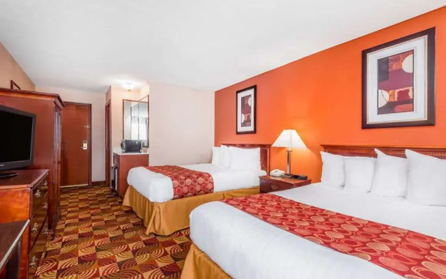 Baymont Inn Suites Indianapolis Airport