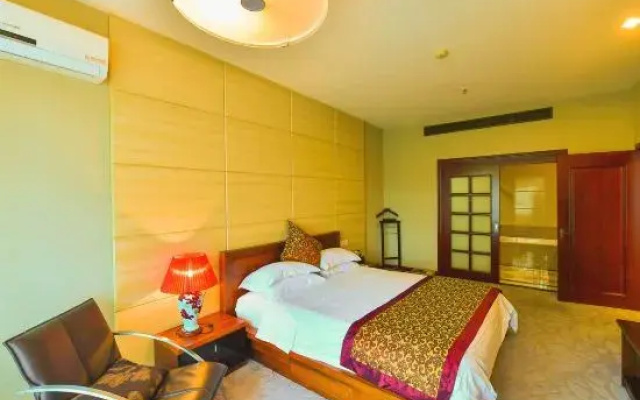 Longquan Hotel