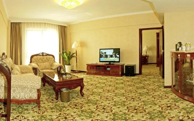 Gongcheng Qianjun International Hotel