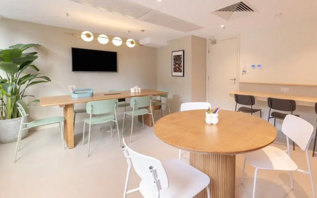 Weave Studios - Sai Ying Pun