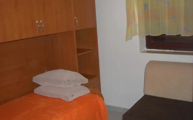 Guest House Star