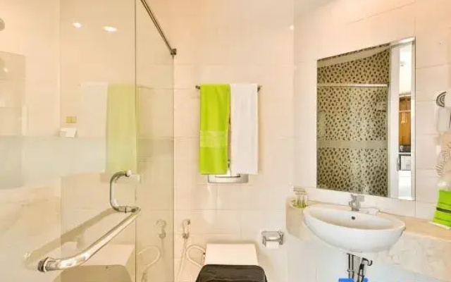 MaxOneHotels @ Premier Melawai