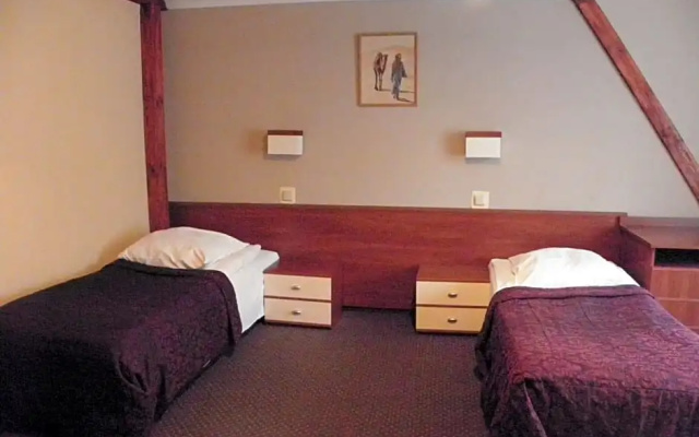 Motel Tower