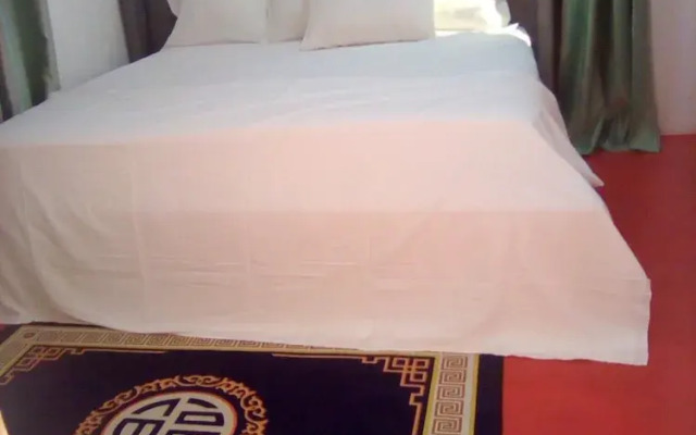 Regal Royal Suites
