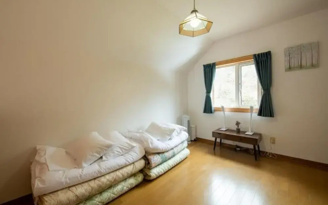 Lake Toya Terrace House