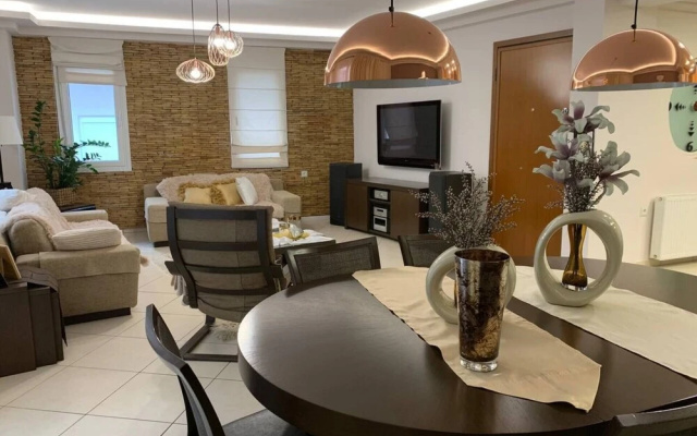 Bright Luxury apt Near Beach and City Center