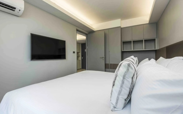 Отель Maitria Hotel Rama 9 Bangkok