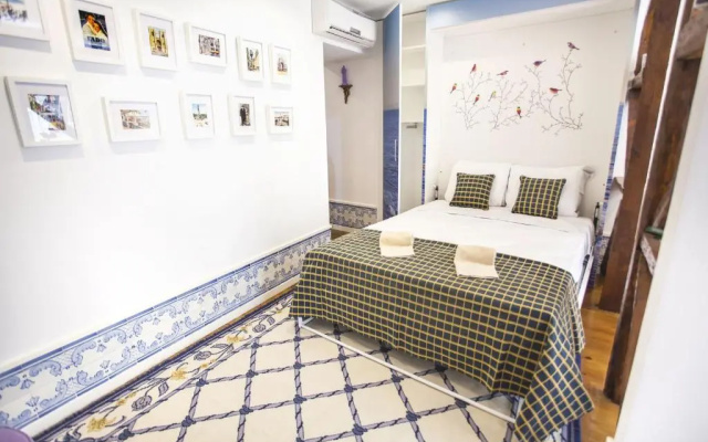 Typical Bairro Alto Apartment Lisbon