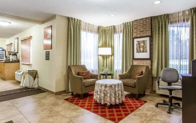 Rodeway Inn