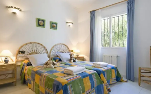 Villa Dolphin