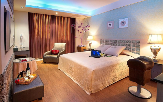 Zhi Baishan Motel