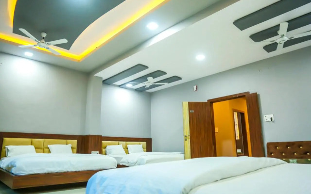 Aashirwad Hotels & Resort