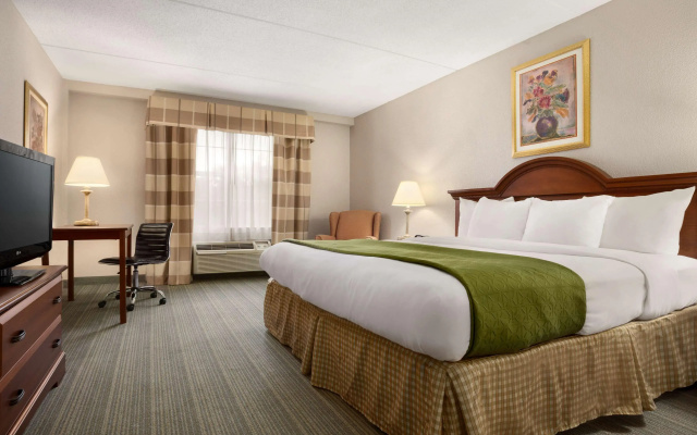 Country Inn & Suites by Radisson, Charlotte University Place, NC