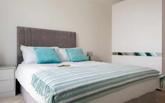 Апартаменты Platinum 2bed Apartment in King's Cross Лондон комната для гостей