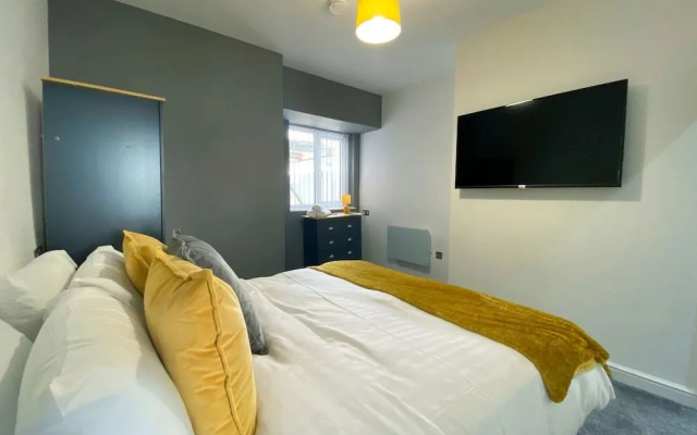 Chelsea Suite Sasco Apartments