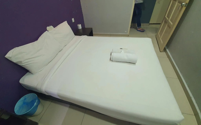 SPOT ON 90138 Hotel Elwarda Klcity