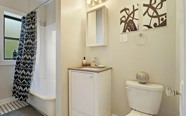2BR Getaway - Touhy 3S