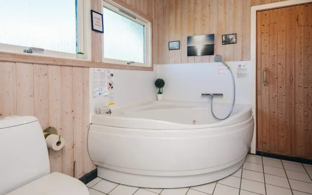 8 Person Holiday Home in Hejls-by Traum