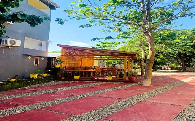 Penginapan Tu Bira