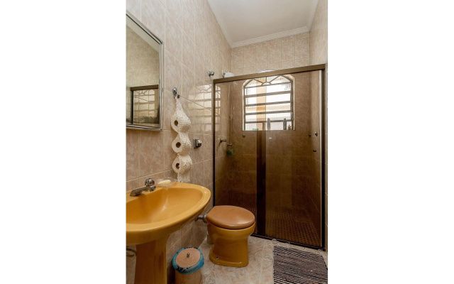 Casa Com Piscina E Churrasqueira Em Caraguatatuba