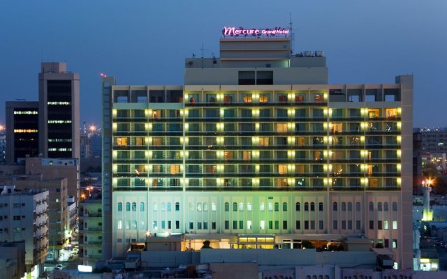 M Grand Hotel in Doha, Qatar from 69$, photos, reviews - zenhotels.com hotel front