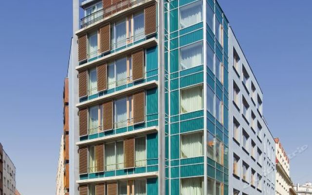 Отель Mamaison Residence Downtown Prague Чехия, Прага - 11 отзывов об отеле, цены и фото номеров - забронировать отель Mamaison Residence Downtown Prague онлайн вид на фасад