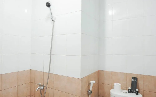 Comfort Living 2Br at Green Pramuka City Apartment