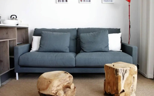 Design Vivienda V El Burgao by the Sea