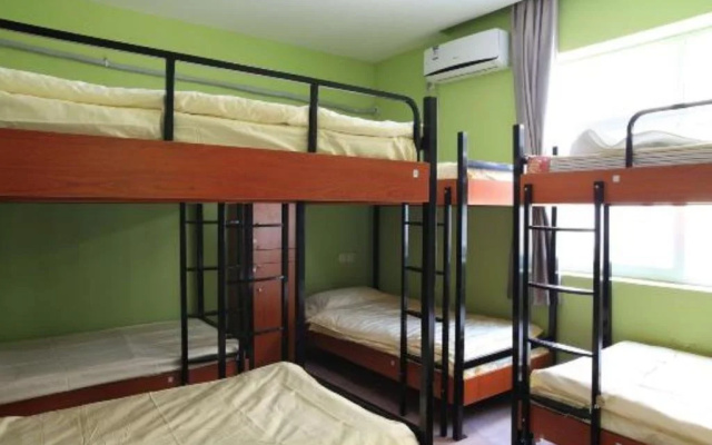 Meet int'l Youth Hostel Zhejiang Rd