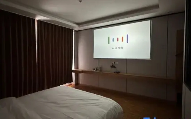 Litang Yutuocang Hotel