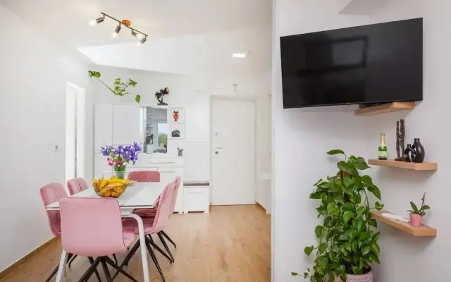 Apartment Lukre