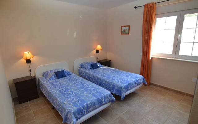 Villa in El Agar With Private Pool and Beaches