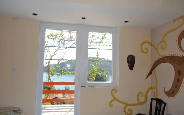 Two-Bedroom Apartment in Ivan Dolac