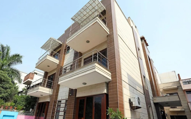 OYO 641 Grand Place