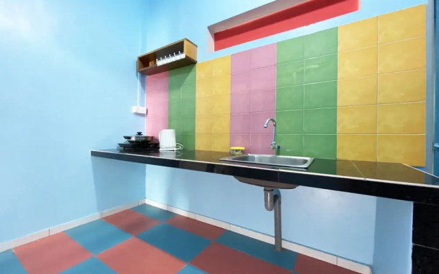 OYO HOME 90312 Rainbow Guesthouse