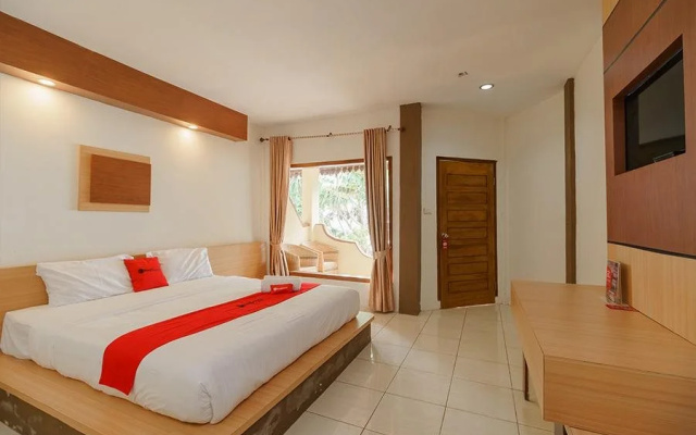 RedDoorz Premium near Anoi Itam Beach Sabang