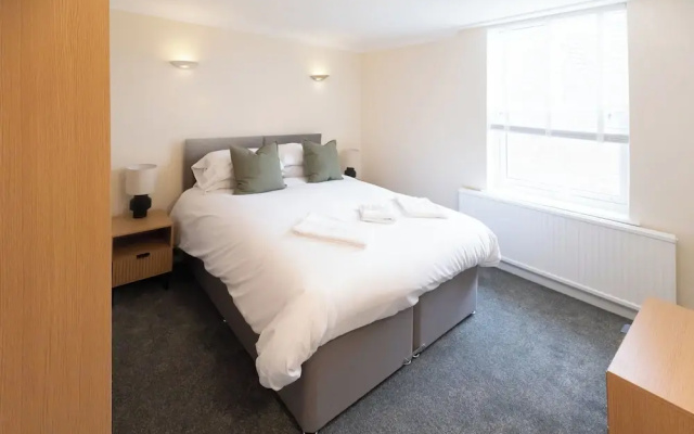 Boughton House Apartments by Guestz