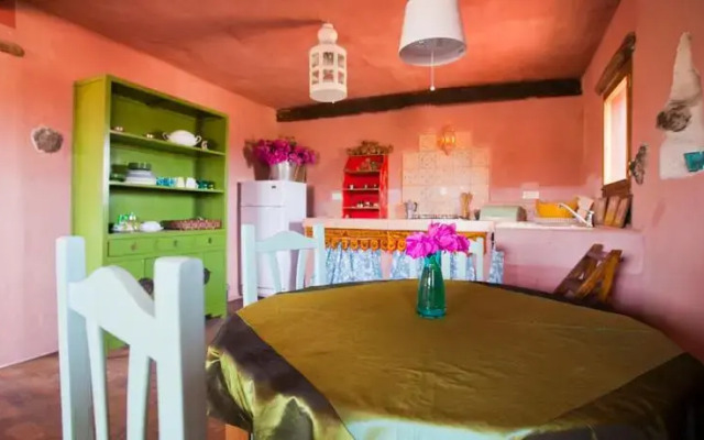 Hubara Retreat