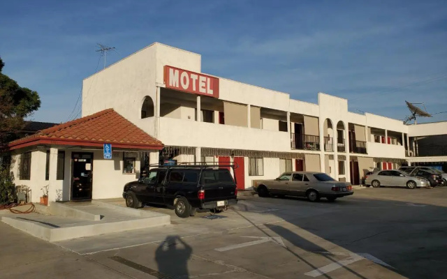 hotelImage