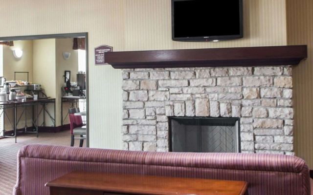 Comfort Inn & Suites Harrisonville