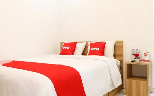 Monalisa Residence And Cafe by OYO Rooms