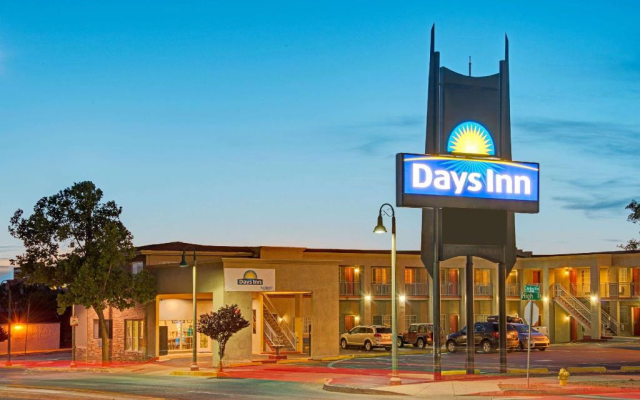 Days Inn by Wyndham Albuquerque Downtown 0