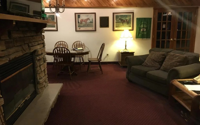 Landmark Motor Inn