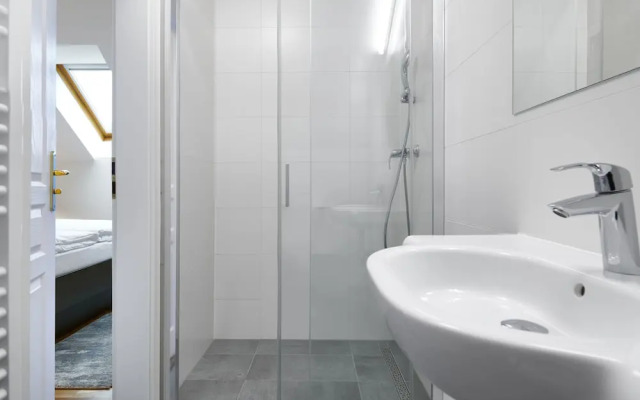 VN48 Suites by Adrez Living
