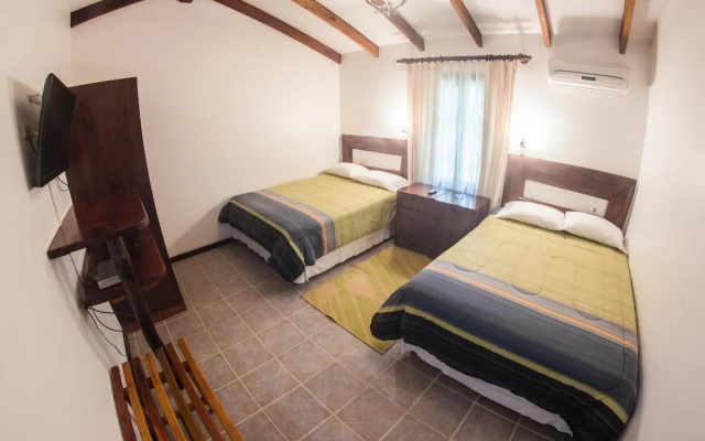 Biocentro Guembe Hotel y Resort