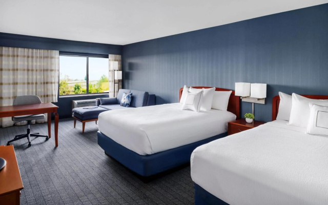 Courtyard by Marriott Sacramento Folsom