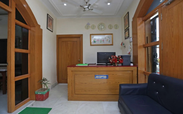 OYO 44618 Paradise Guest House