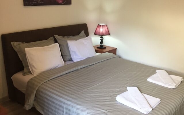 Отель Radovic apartments Черногория, Будва - отзывы, цены и фото номеров - забронировать отель Radovic apartments онлайн вид на фасад